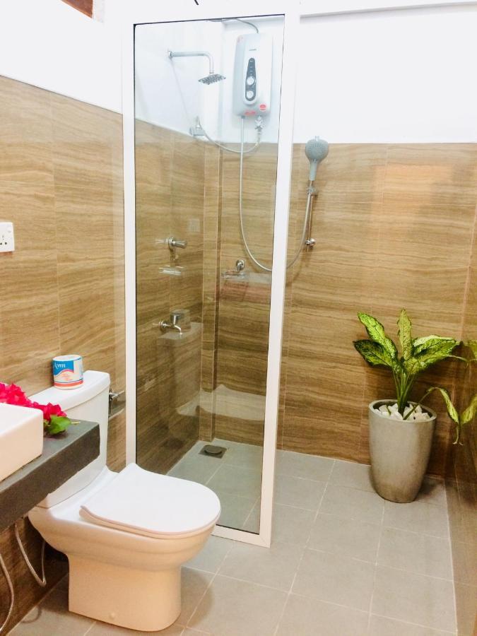 Tropicana Home Stay 아루감 베이 외부 사진