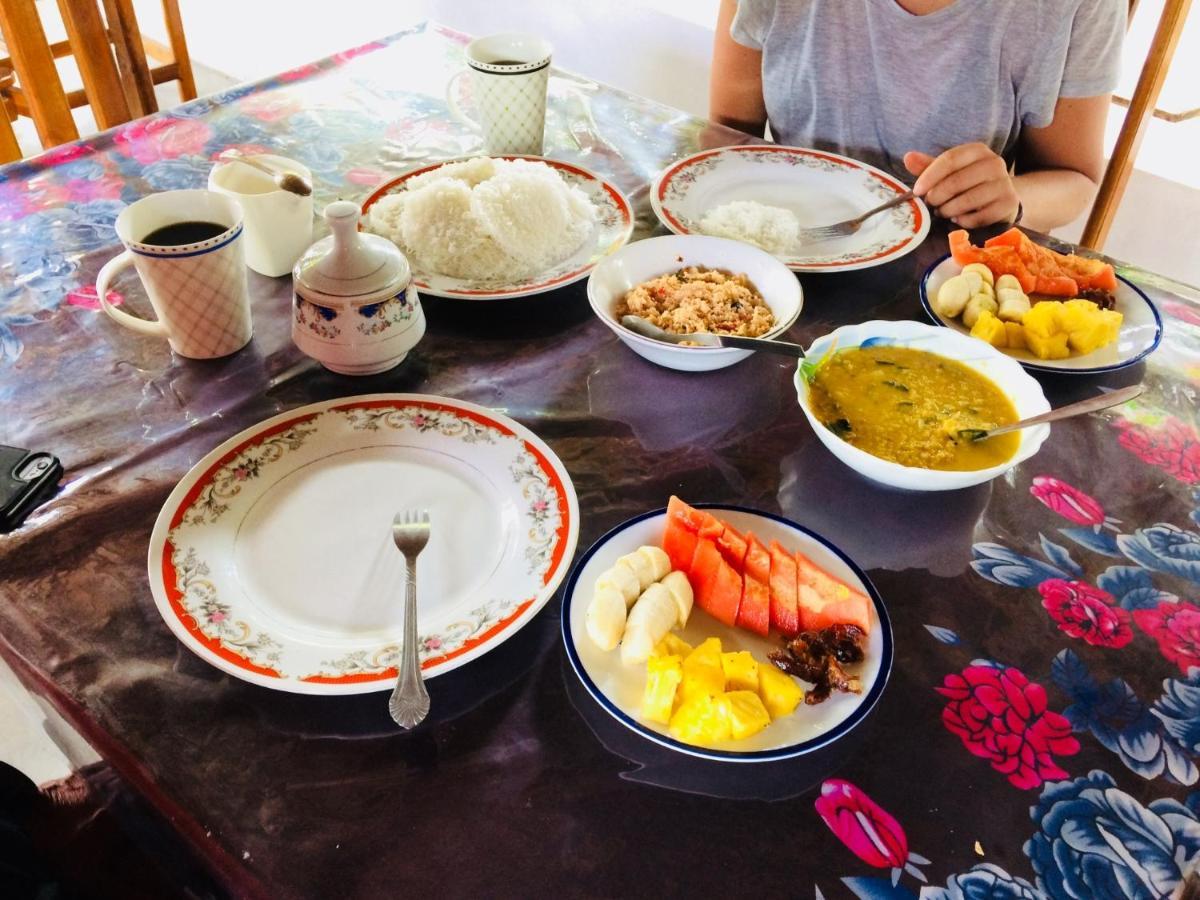 Tropicana Home Stay 아루감 베이 외부 사진