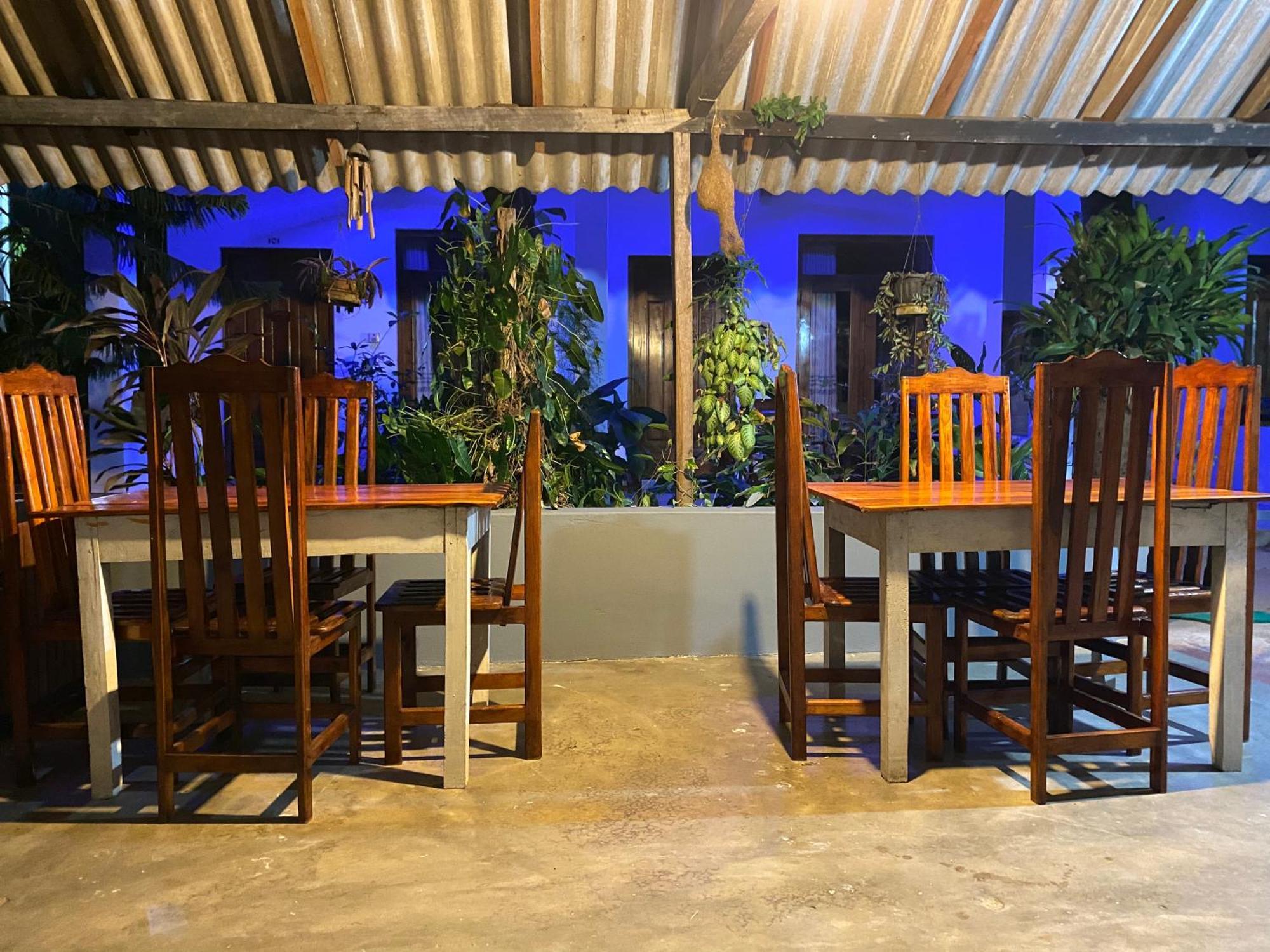 Tropicana Home Stay 아루감 베이 외부 사진